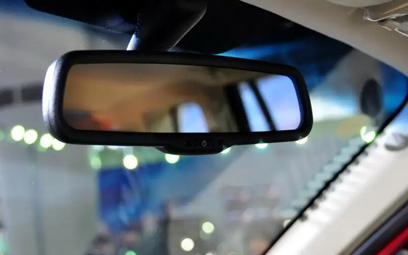 乘用車內(nèi)飾后視鏡