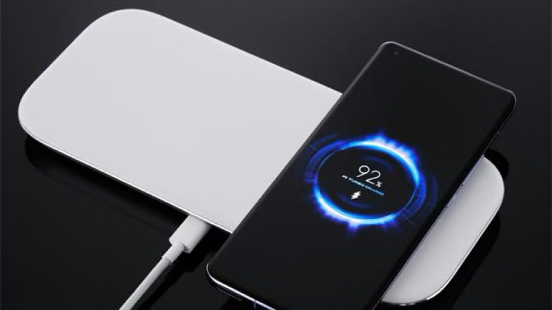 探究：無線充電器為何青睞阻燃PC合金材料？